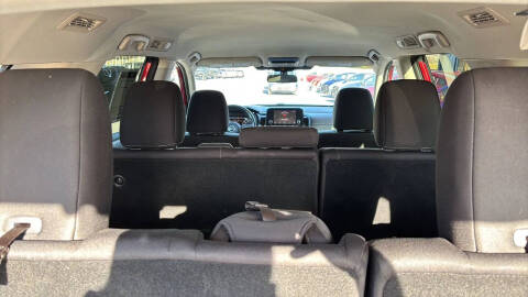 2022 Nissan Pathfinder SV