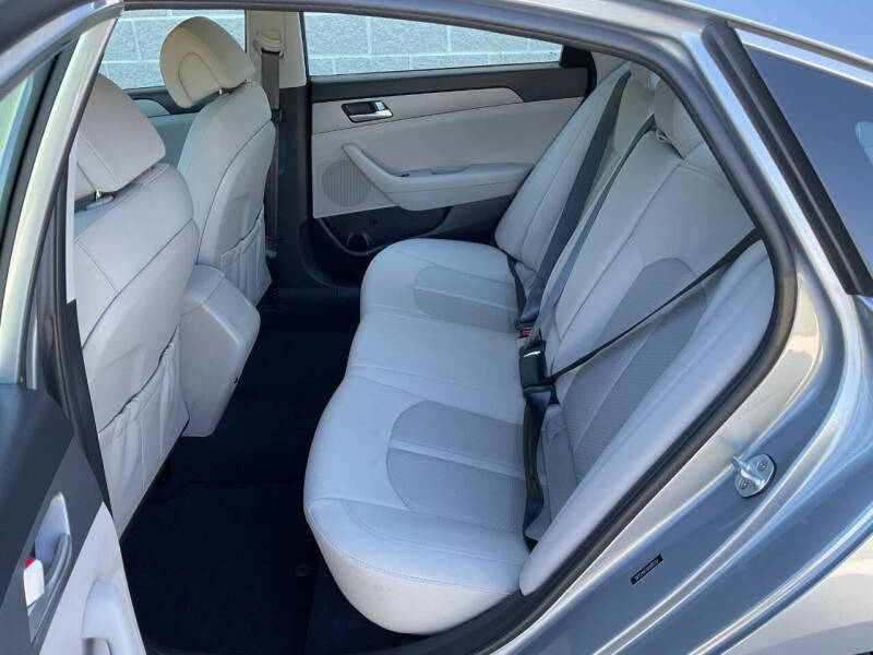 2017 Hyundai Sonata SE