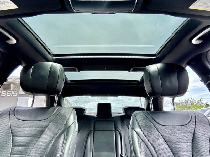 2016 Mercedes-Benz S-Class Sedan - $29,995