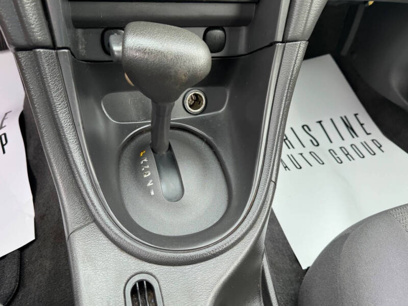 2004 Ford Mustang