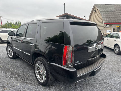 2012 Cadillac Escalade Platinum Edition