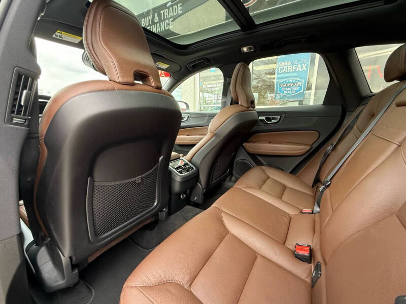 2020 Volvo XC60 T5 Inscription