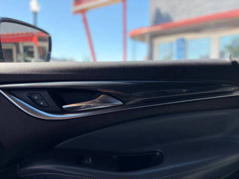 2022 Buick Enclave Essence
