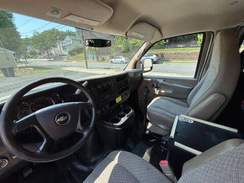 2011 Chevrolet Express 2500