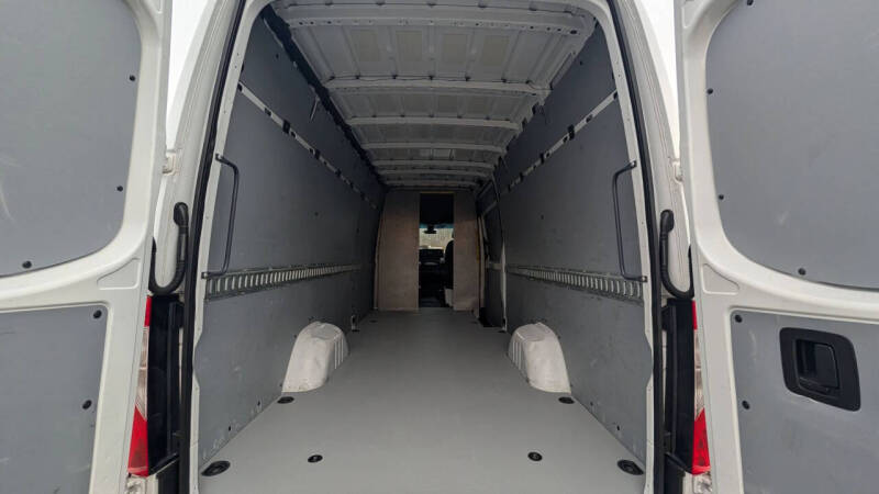 2019 Freightliner Sprinter 2500