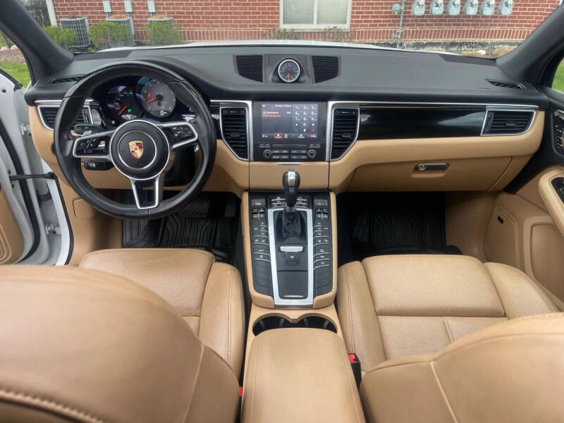 2017 Porsche Macan S