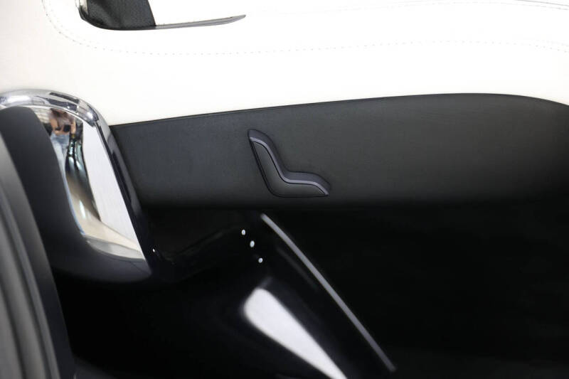 2022 Tesla Model X Plaid