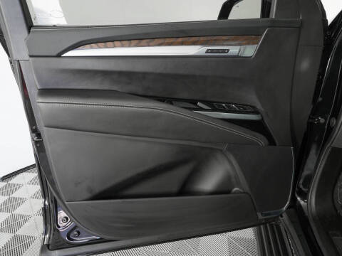 2025 Cadillac Escalade Sport Platinum