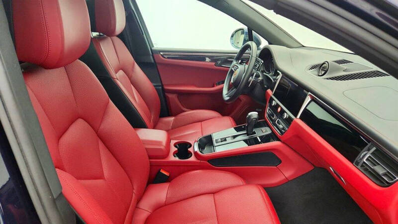 2023 Porsche Macan S