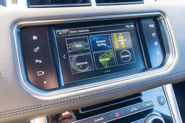 2016 Land Rover Range Rover Sport 24