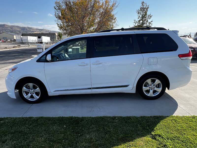 2014 Toyota Sienna