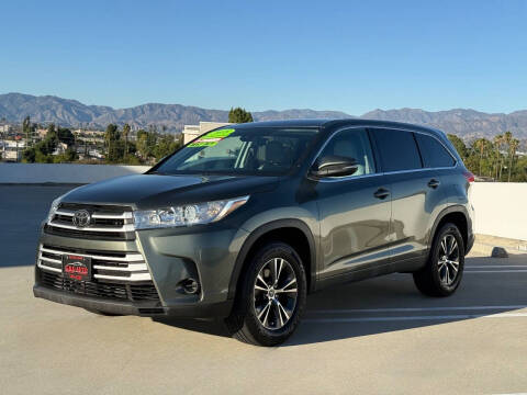 2018 Toyota Highlander LE