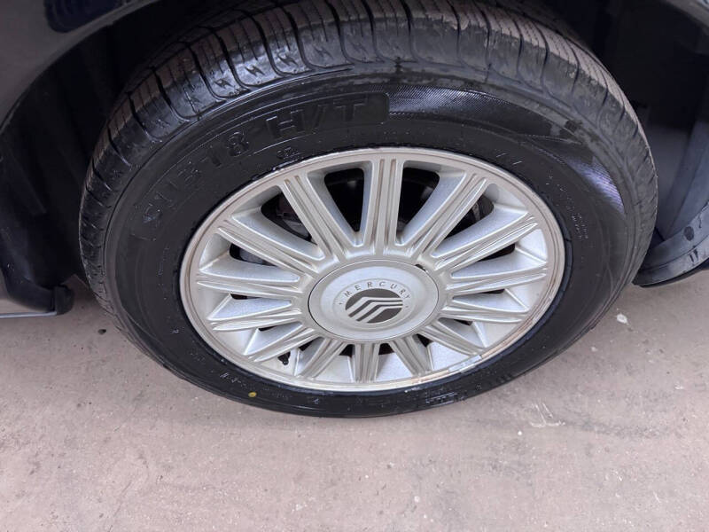 2011 Mercury Grand Marquis LS