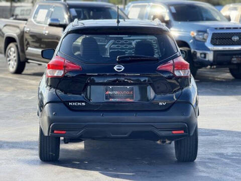 2020 Nissan Kicks SV