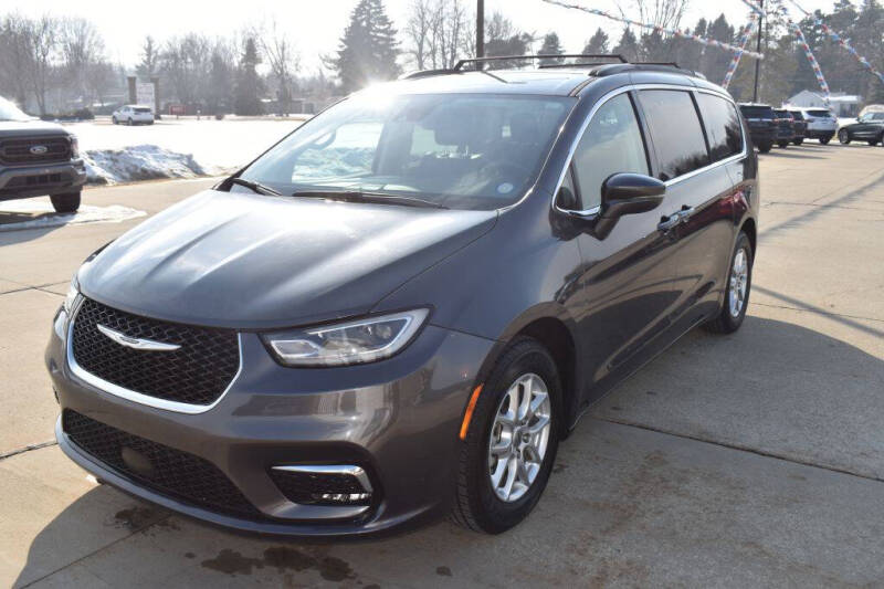 2022 Chrysler Pacifica Touring L