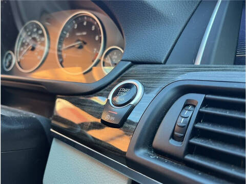 2015 BMW 5 Series 528i