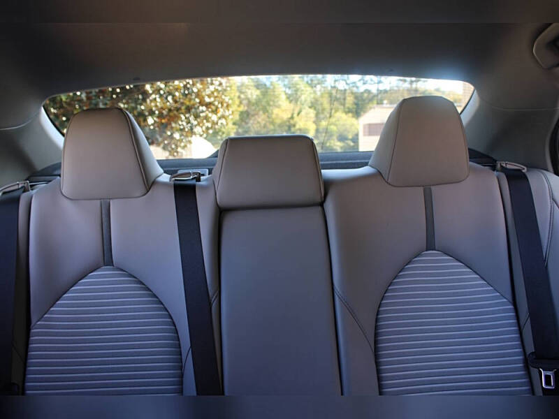 2020 Toyota Camry Hybrid SE