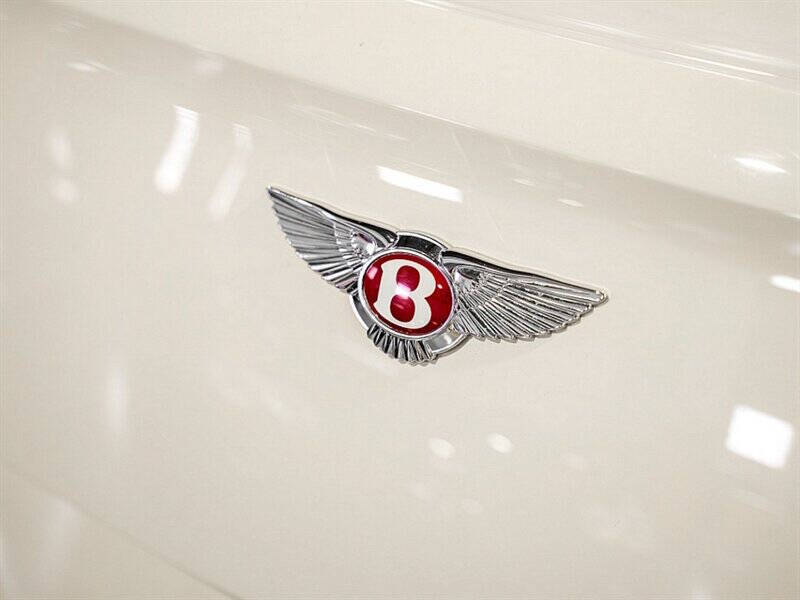 2016 Bentley Continental 22