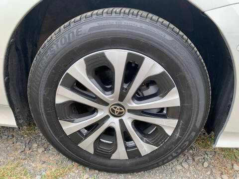 2020 Toyota Prius LE AWD-e