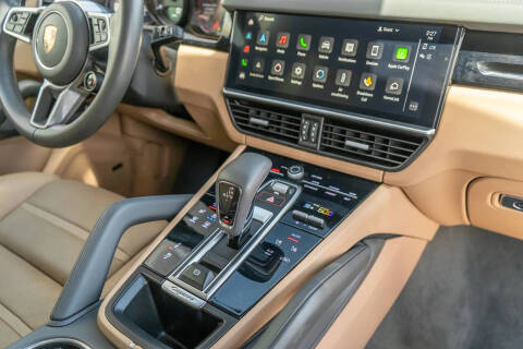 2023 Porsche Cayenne