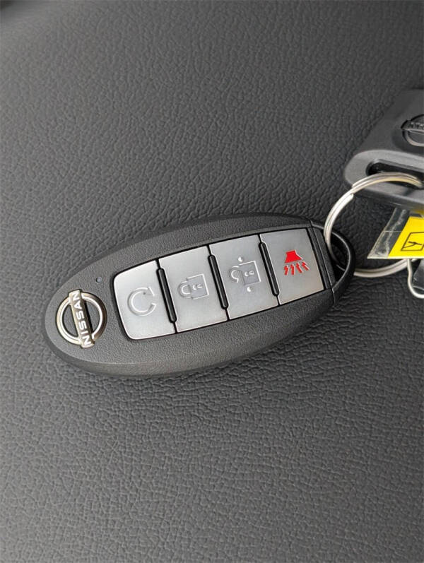 2025 Nissan Frontier PRO-X