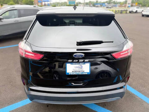 2022 Ford Edge