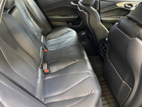 2025 Acura TLX w/Tech