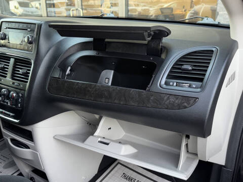 2016 Dodge Grand Caravan SE