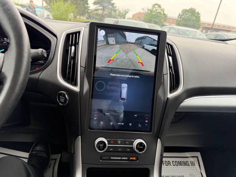 2022 Ford Edge SEL