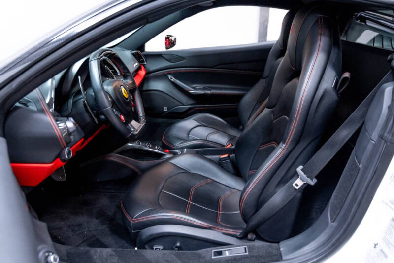 2016 Ferrari 488 GTB