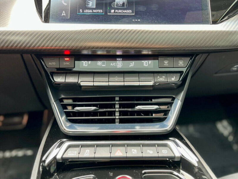 2022 Audi RS e-tron GT quattro