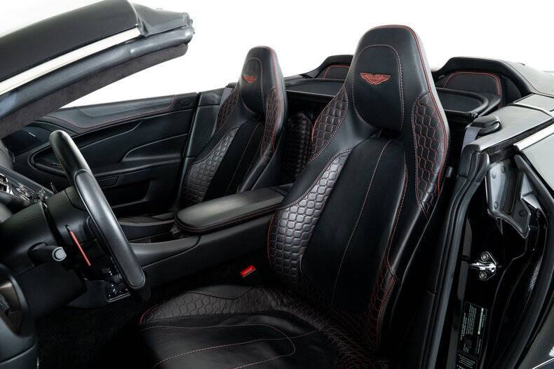 2015 Aston Martin Vanquish Volante