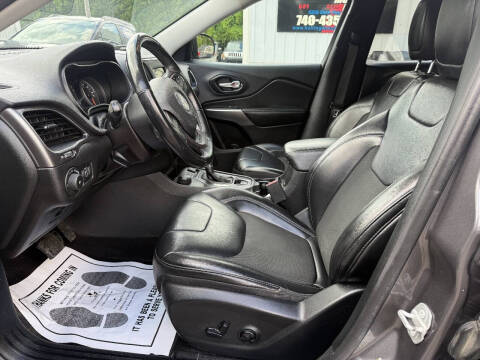 2019 Jeep Cherokee Latitude Plus