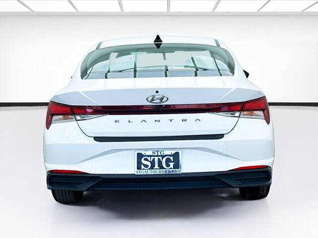 2021 Hyundai Elantra