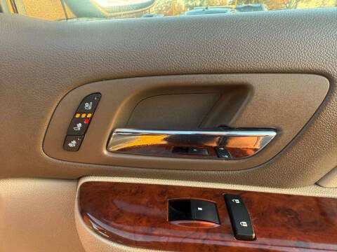 2013 Chevrolet Avalanche LTZ Black Diamond