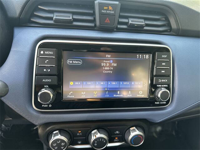 2023 Nissan Versa SV