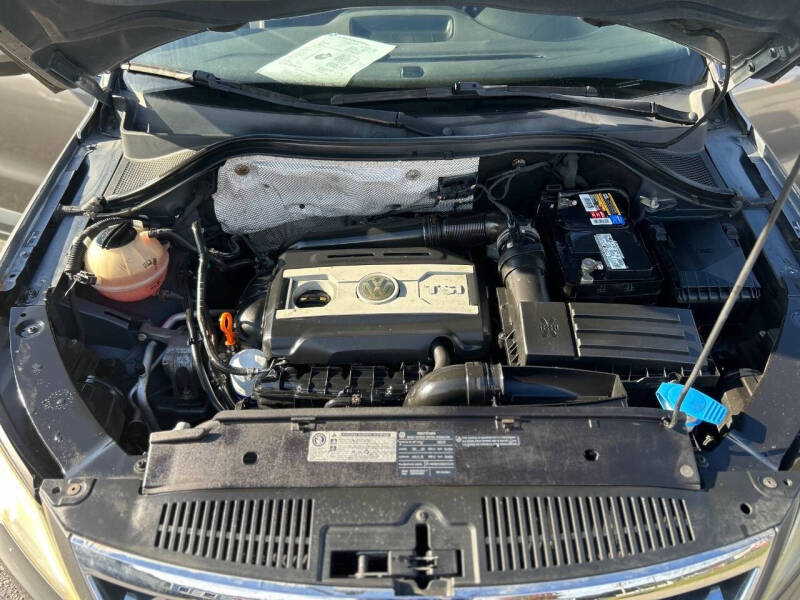 2009 Volkswagen Tiguan SE 4Motion