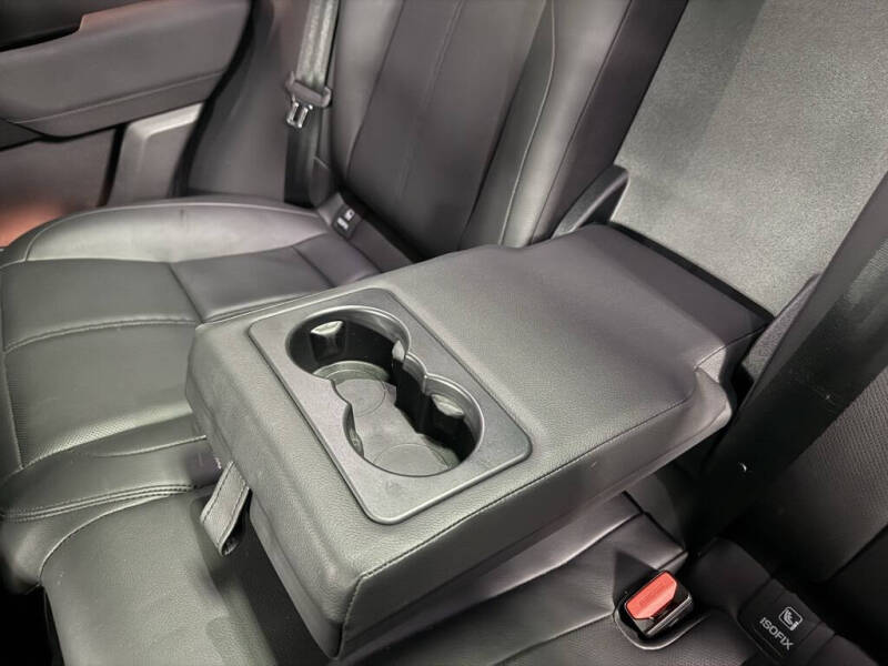 2024 Land Rover Range Rover Velar P250 Dynamic SE