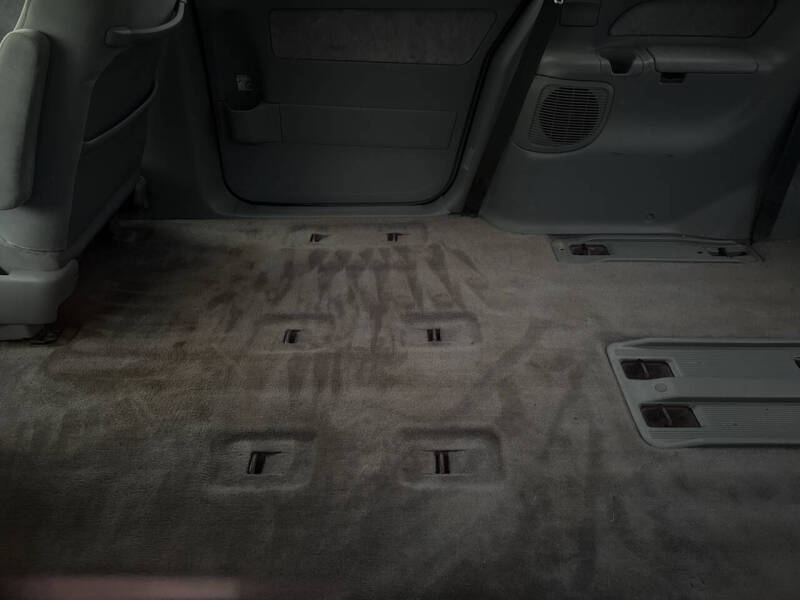 1999 Toyota Sienna LE