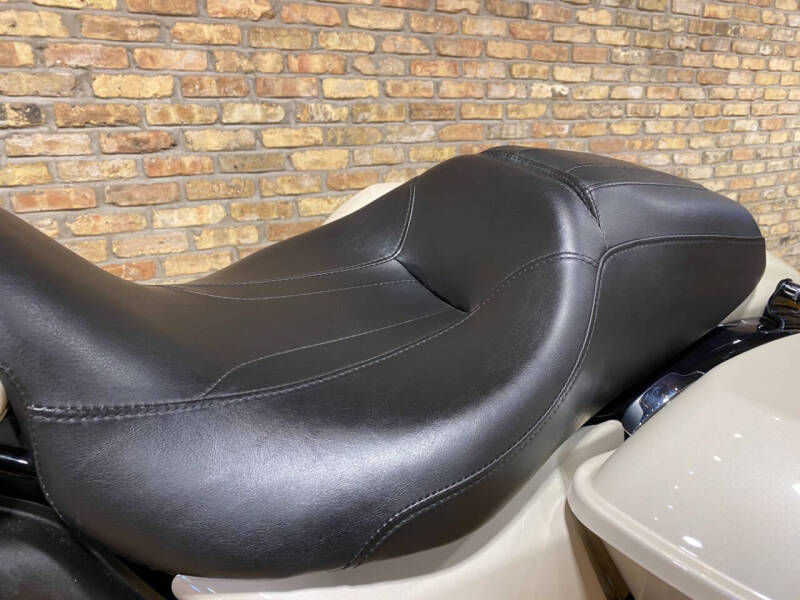 2022 Harley-Davidson Road Glide® Special