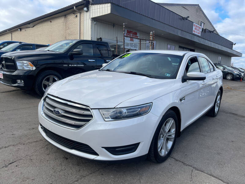 2015 Ford Taurus for sale at Six Brothers Mega Lot in Youngstown OH