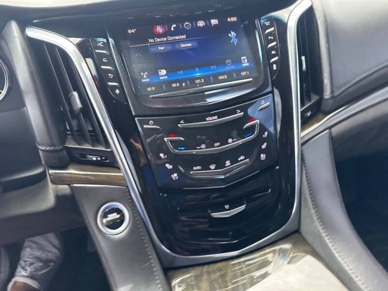 2016 Cadillac Escalade Platinum