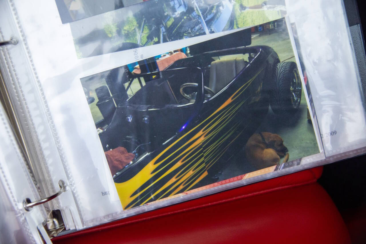 1933 Ford Model 40 103