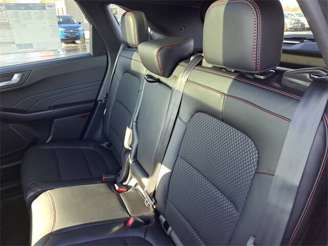 2026 Ford Escape Hybrid ST-Line Select