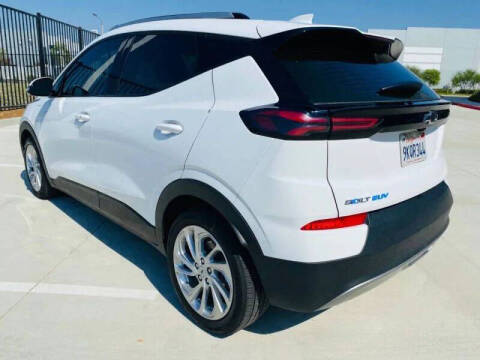 2023 Chevrolet Bolt EUV LT