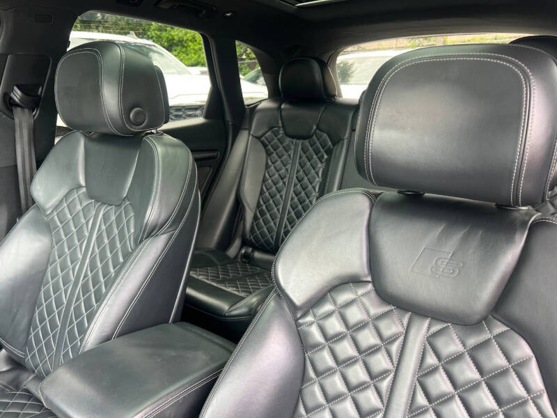 2018 Audi SQ5 3.0T quattro Premium Plus