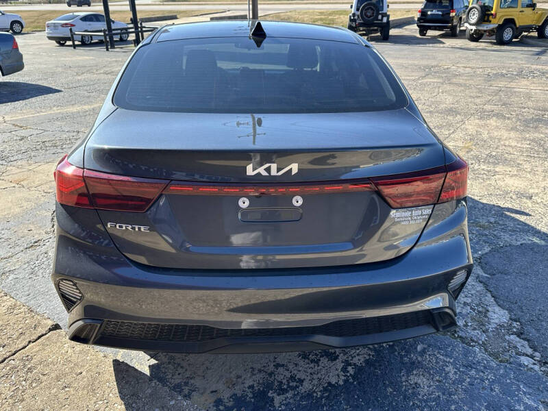 2023 Kia Forte LX