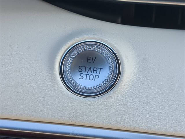 2023 Genesis Electrified GV70