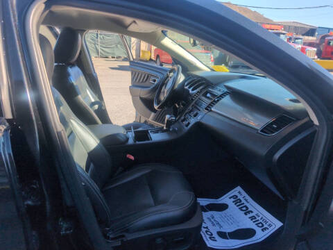 2011 Ford Taurus SEL