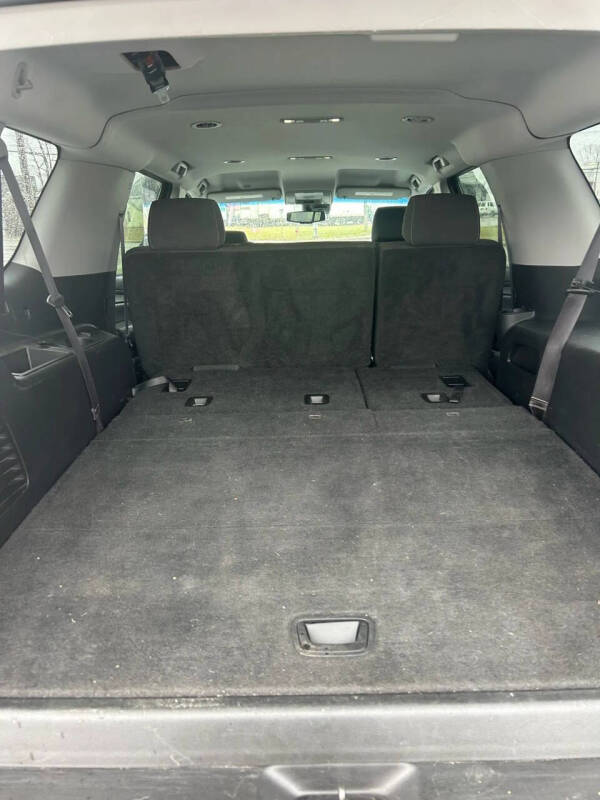 2015 Chevrolet Suburban LS